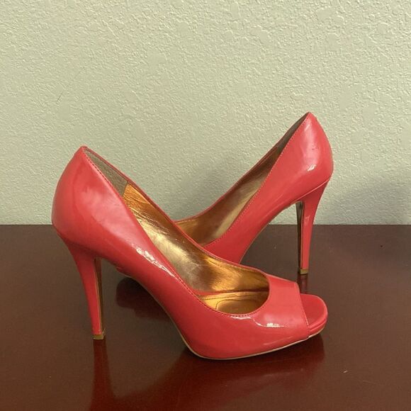 BCBG Coral Peep Toe Heels GUC Size - Picture 2 of 6